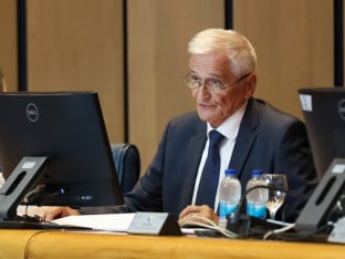 Špirić: Šmit ugrozio finansijski suverenitet BiH