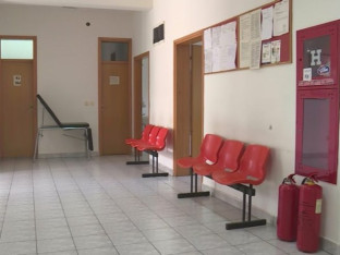 Становници Војковића најавили блокаду пута јер немају љекара