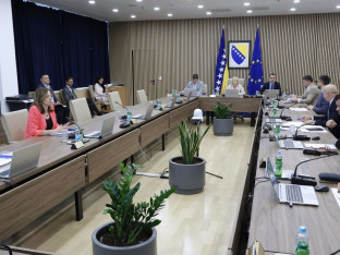Plate, regres i investicije na dnevnom redu Savjeta ministara