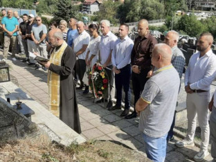 Обиљежене 33 године од стравичног злочина над Србима из Јабуке