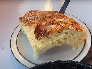 Odličan recept za pitu, uvijek ispadne meka i sočna