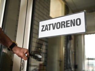 Manjak radnika prisiljava na kolektivni odmor