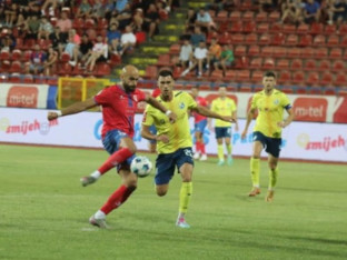 Borac "šesticom" krenuo ka tituli