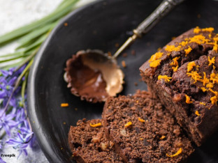 Recept dana: Dalmatinski kolač od rogača i narandže