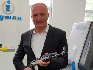 Helez nastavlja sa urušavanjem BiH