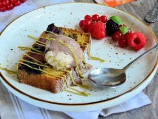 Recept dana: Voćni kolač sa kremom