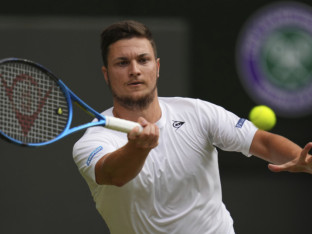 Kecmanović eliminisan sa mastersa u Torontu