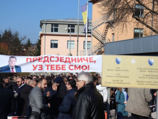 Rusija smatra da je Šmit uzurpator, EU poziva na poštovanje presude
