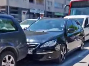 Lančani sudar autobusa i tri auta u Banjaluci