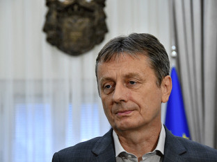 Ministar Glišić doživio moždani udar tokom gostovanja u jutarnjem programu!