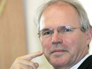 Kristofer Hil se pridružio srpskoj lobi grupi
