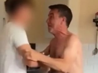 Отац саопштава сину да је освојио милион на лутрији, након борбе са раком (ВИДЕО)