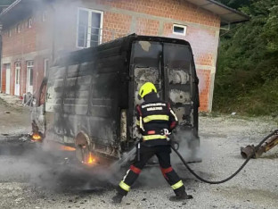 Gorio kombi kod kamenoloma u Banjaluci