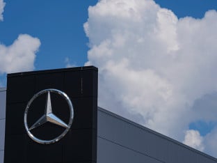 Direktor Mercedesa: EU zabrana prijetnja za tržište