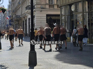 Poljski navijači polugoli šetaju Kalemegdanom i Knez Mihailovom