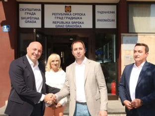 Gradiška: Nezavisni odbornik pristupio Socijalističkoj partiji Srpske