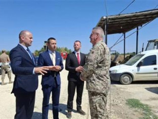 Гогановић и Кнежевић посјетили општину Брод