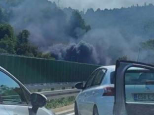 Izgorio automobil austrijske porodice u tunelu Ivan