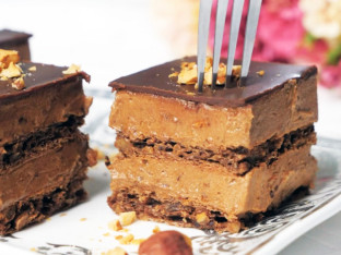 Recept  za kolač „Šano dušo” : Nenadmašan spoj lješnjaka i čokolade