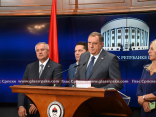 Dodik otkrio kada će se održati referendum