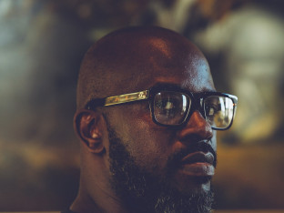 Di-džej Blek Kofi stiže u Beograd