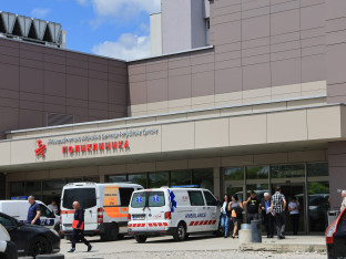 Tragedija: Nakon majke preminula i kćerka povrijeđena u nesreći kod Prijedora