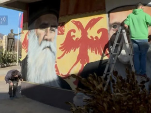 Prekrečeni murali patrijarha Pavla i mitropolita Amfilohija