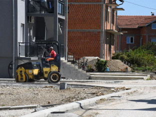 Градишка: Сењак добија модерне улице и нову расвјету