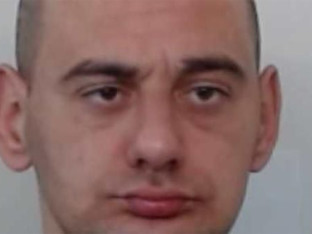 Sjeo u auto i nestao: Porodica prijavila nestanak sina