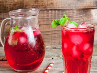 Recept dana: Domaći sirup od malina