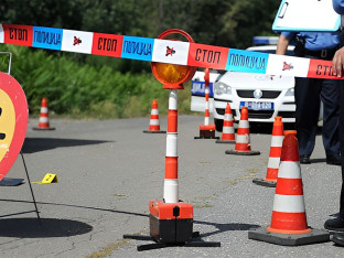 Uhapšen državljanin BiH koji vozeći "bmw" probio rampu na Batrovcima