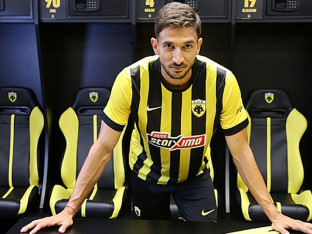 Marko Grujić potpisao za grčki AEK