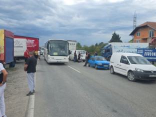 Градоначелник Јавор подржао протест превозника