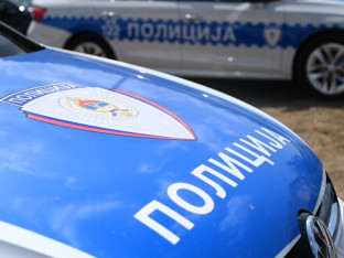 Dobojski policajci spriječili ženu da skoči sa mosta
