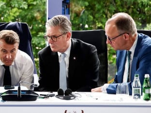 Makron, Starmer i Merc u neobranom grožđu
