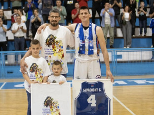 Božo Đurasović za "Glas": Pamtim trofeje i igranje sa bratom