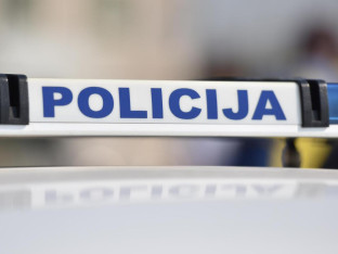 Dječak pretučen u blizini škole, uhapšena tri maloljetnika