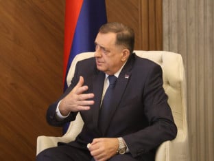 Dodik: Ima stranac koji donosi odluke, ali i domaće sluge