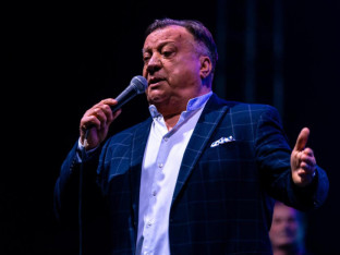 Pjevač otkrio nove informacije o stanju Halida Bešlića
