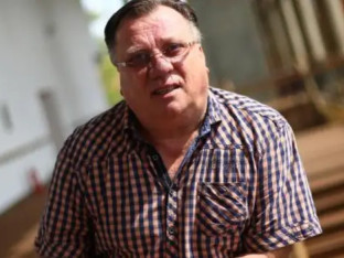 Halid Bešlić objavio novu pjesmu posvećenu supruzi