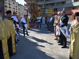 Osveštanje zvona Srpsko-ruskog hrama