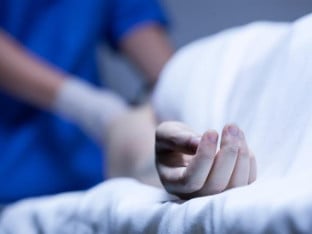Ljekari proglasili pacijenta mrtvim,  on se probudio nakon pola sata