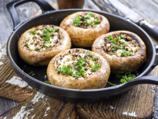 Recept dana: Gljive punjene feta sirom