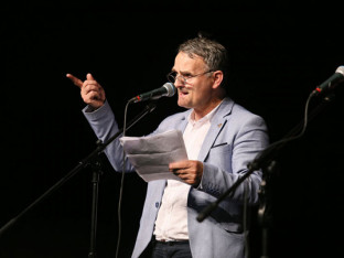 Nikoletić: Predstava za bebe vraća nadu