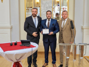 Дринић у Бечу: Важно да српски народ чува идентитет и у дијаспори