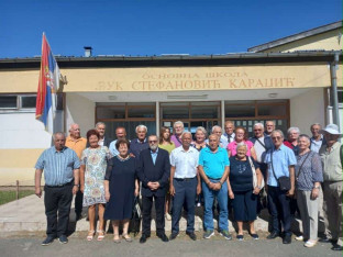 Несвакидашњи јубилеј код Градишке: Малу матуру прославили први пут послије 60 година