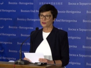 Marta Kos samo sa Bećirovićem