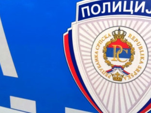 Lice iz Teslića nasrnulo na policajca
