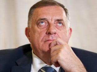 Dodik: Odluka Estonije je besmislena