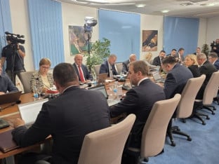 Vlada u Hercegovini: Istom snagom štitimo i institucije i standard